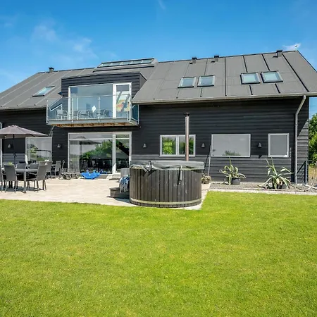 Holiday home Stunning In With Sauna Orsted (Midtjylland)