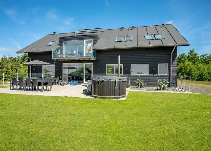 Holiday home Stunning In With Sauna Orsted (Midtjylland)